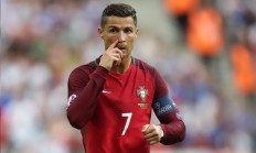 开云体育在线-巴黎夜未眠，当硬仗之王帕尔默引燃新西兰的冠军引擎