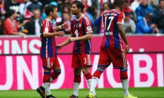 开云体育中国-马背诗人的琴弦与钢铁洪流的壁垒，足球压制艺术的双极