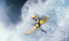 开云下载-西甲国家德比之夜，寒铁与熔炉之间，阿坎吉在终极压力下淬炼成钢