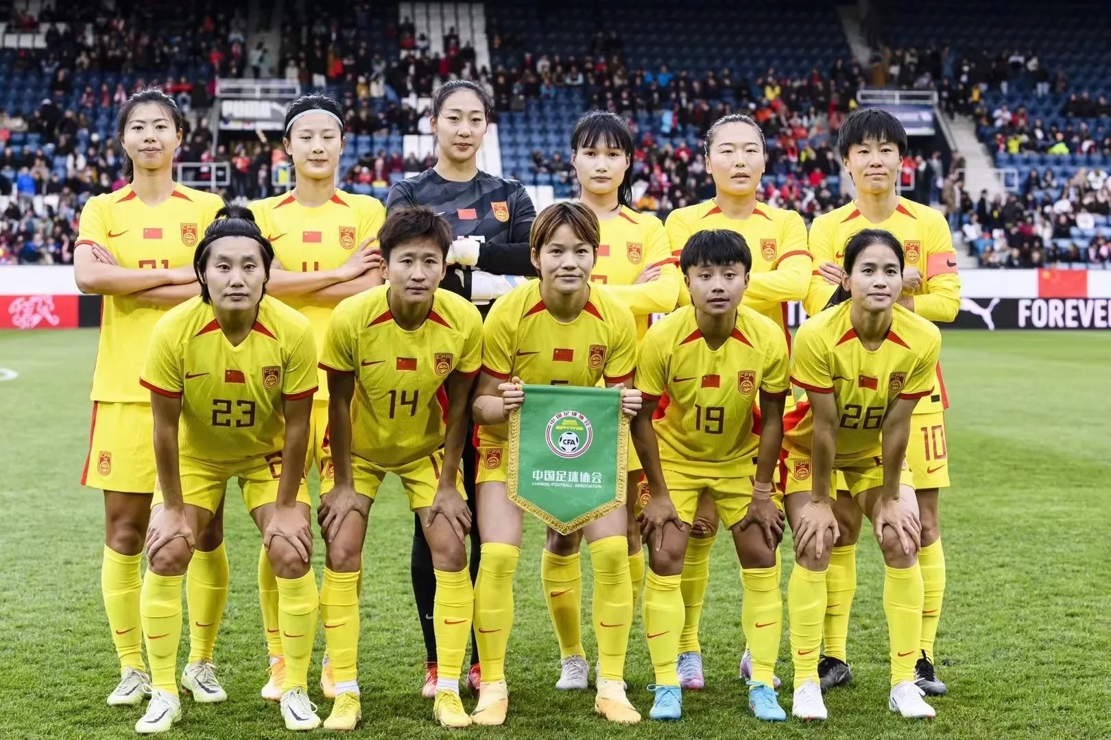 中国女足备战奥运精彩训练：冲刺金牌梦想的简单介绍