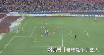 包含昂热客场战胜摩纳哥，取得关键胜利的词条