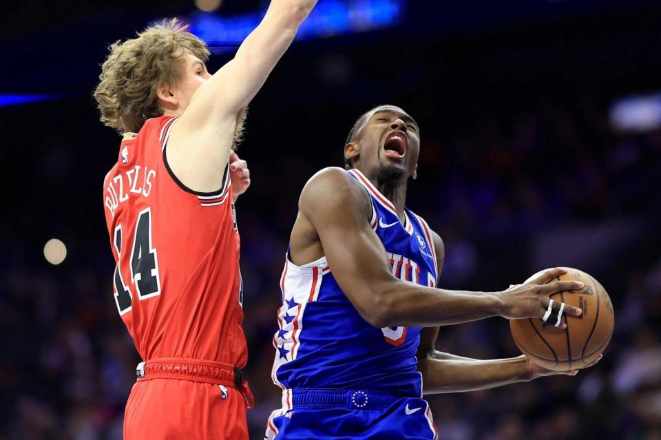 关于76人队球员遭遇伤病,季后赛前景雪上加霜的信息 关于76人队球员遭遇伤病,季后赛前景雪上加霜的信息