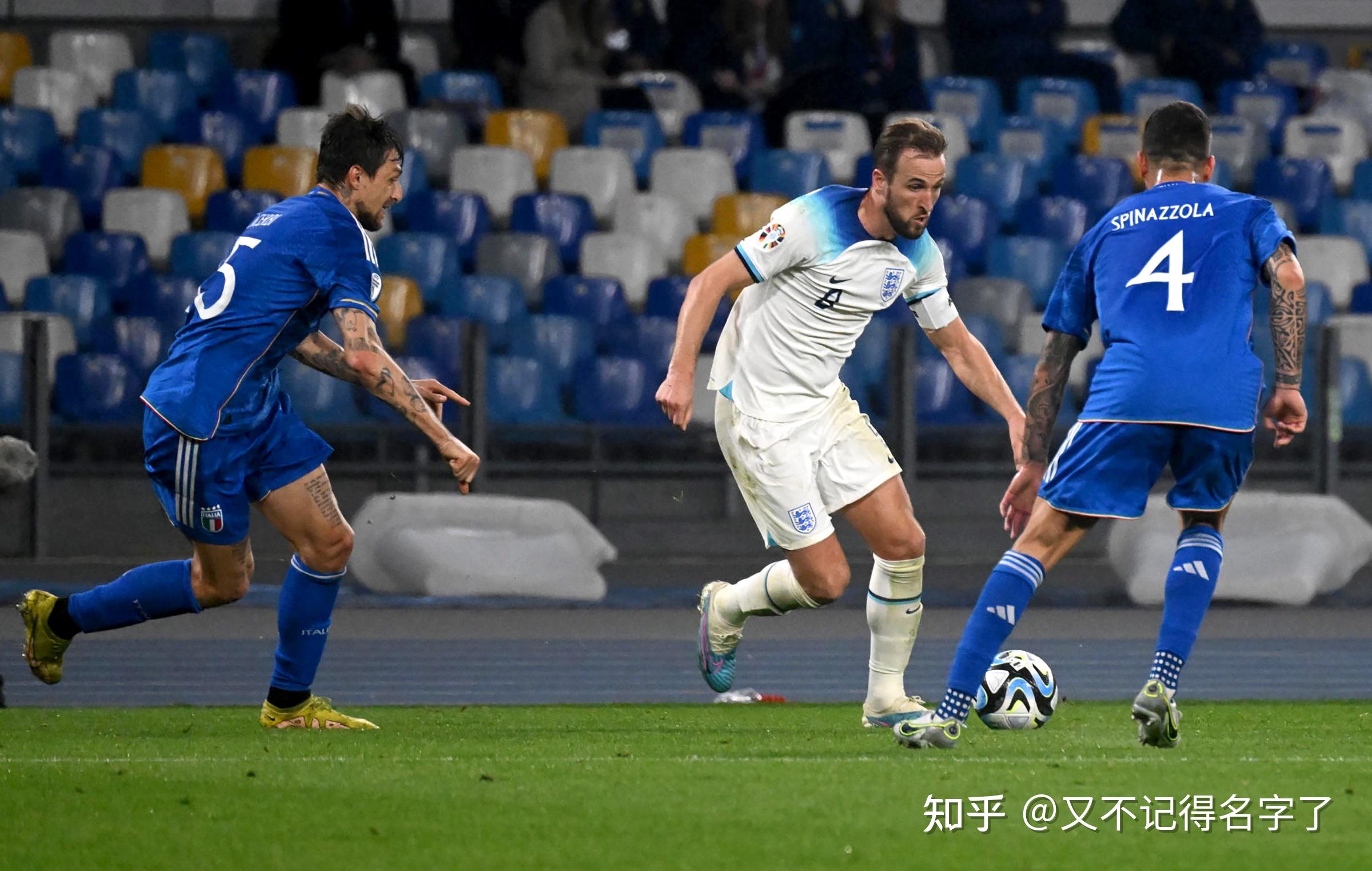 包含英格兰队憾失欧洲杯冠军，意大利获得胜利的词条