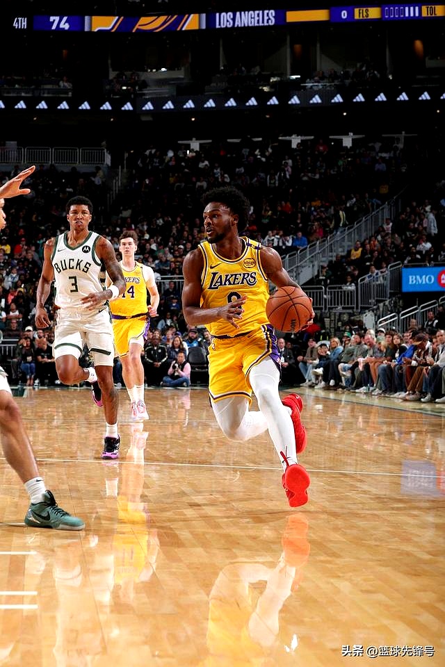 雄鹿再胜猛龙晋级次轮，湖人连胜追平大比分