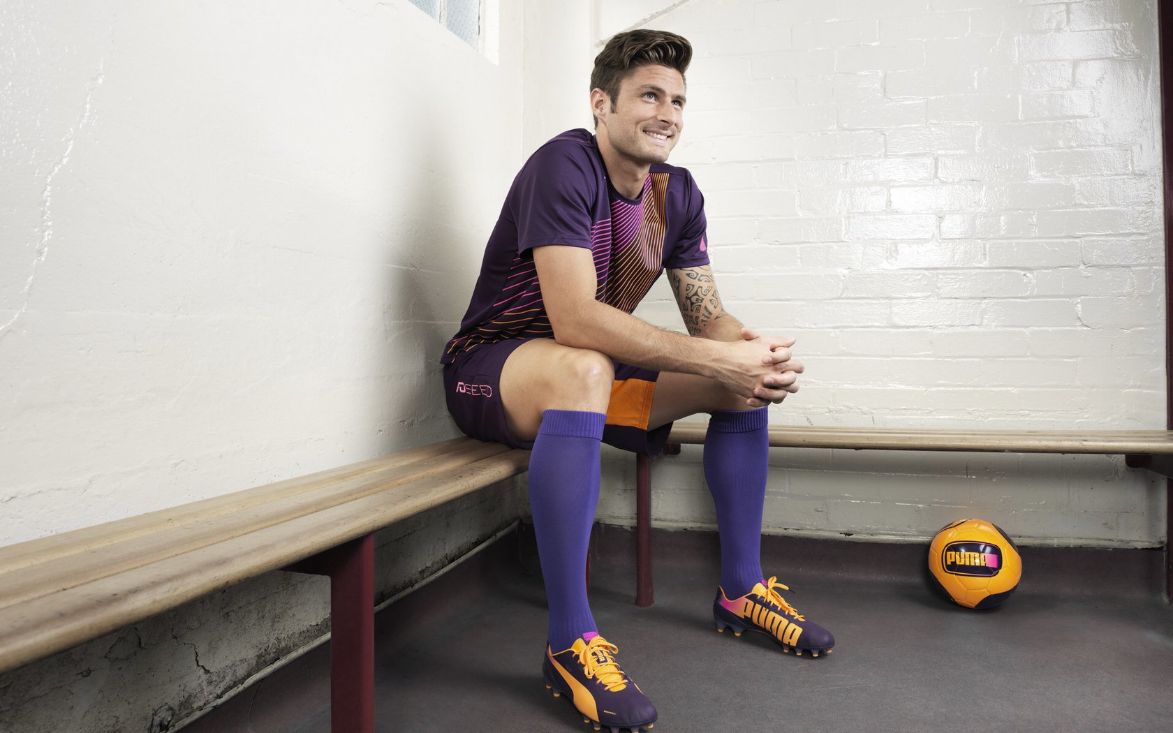 新大陆心脏的共振，当欧文在美加墨的星空下踢出决定性一击