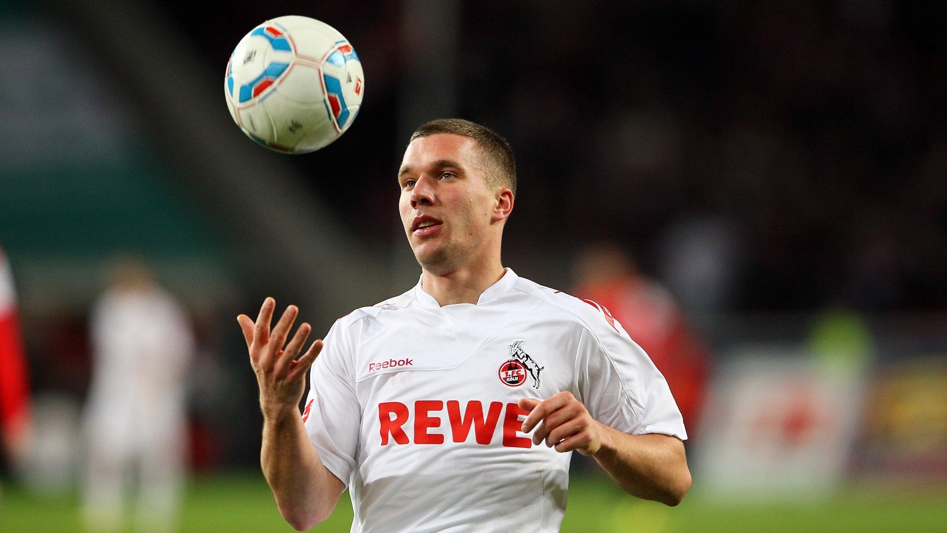 威尔士对阵阿根廷，库尔图瓦持续制造杀伤的防守艺术