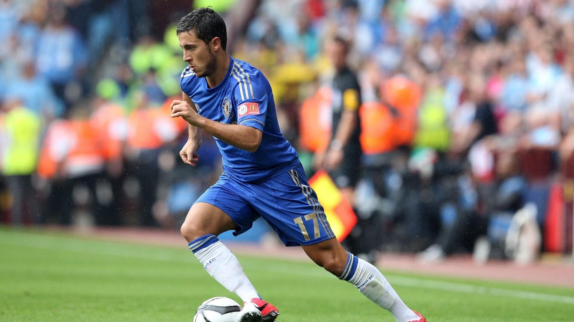 摩纳哥的逆转奇迹,红牛二队最后一圈超车阿斯顿马丁,皮亚斯特里惊艳全场